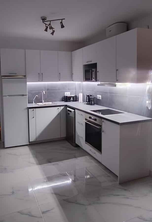 Pmt16 - Large City Apartment On The Beach トレビエハ エクステリア 写真